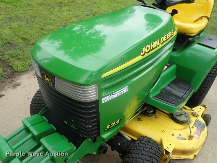 image for item GR9204 John Deere 325 lawn mower
