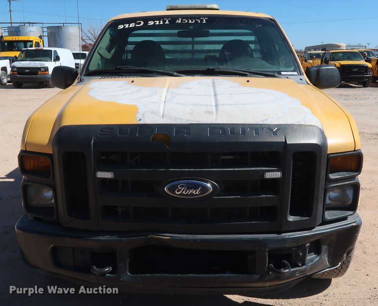 image for item GS9755 2008 Ford F250 Super Duty XL utility bed pickup truck