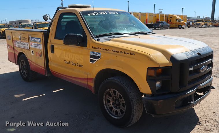 image for item GS9755 2008 Ford F250 Super Duty XL utility bed pickup truck