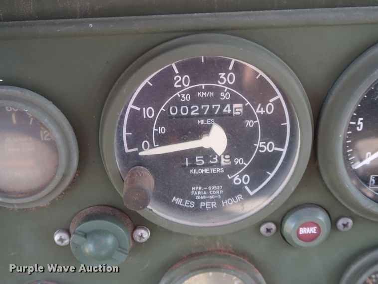 image for item GS9926 1996 Am General M109A4  flatbed truck