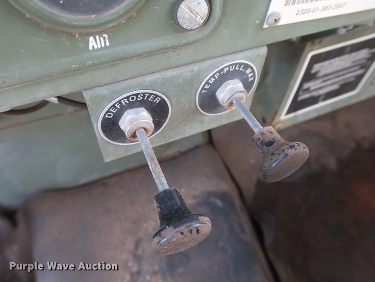 image for item GS9926 1996 Am General M109A4  flatbed truck