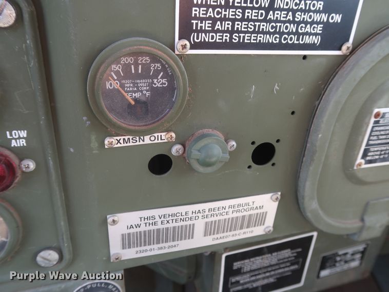 image for item GS9926 1996 Am General M109A4  flatbed truck