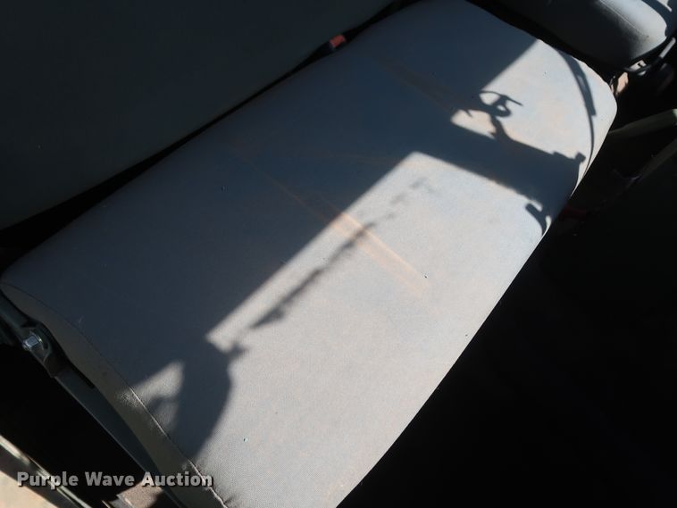 image for item GS9926 1996 Am General M109A4  flatbed truck