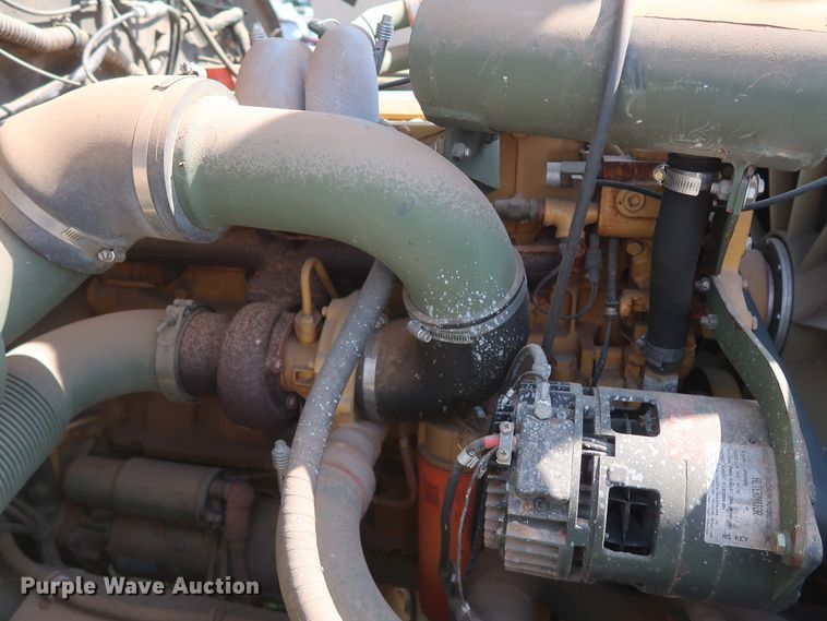 image for item GS9926 1996 Am General M109A4  flatbed truck