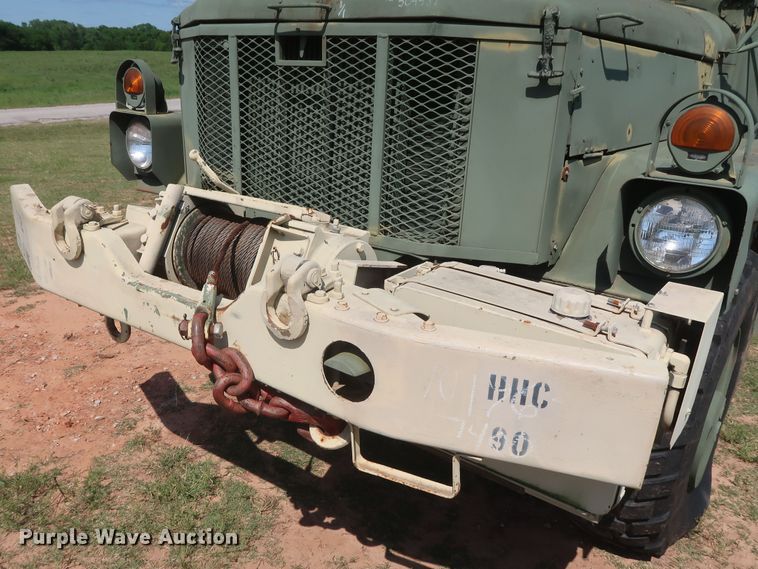 image for item GS9926 1996 Am General M109A4  flatbed truck