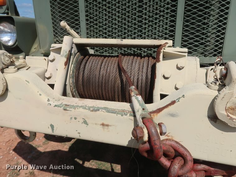 image for item GS9926 1996 Am General M109A4  flatbed truck