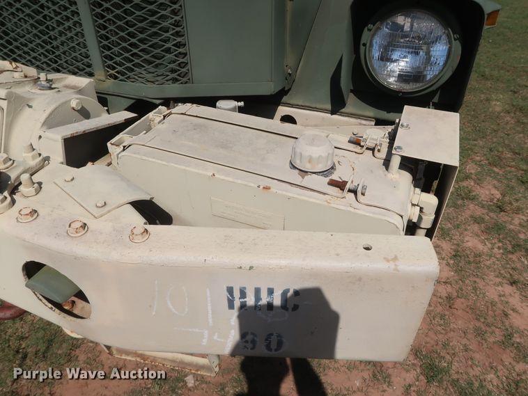 image for item GS9926 1996 Am General M109A4  flatbed truck