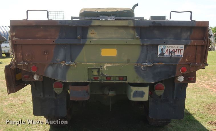 image for item GS9926 1996 Am General M109A4  flatbed truck