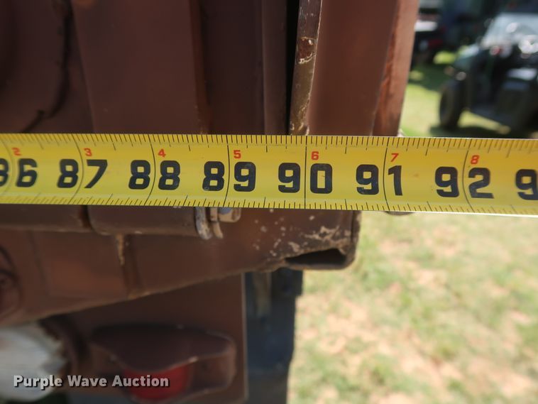 image for item GS9926 1996 Am General M109A4  flatbed truck