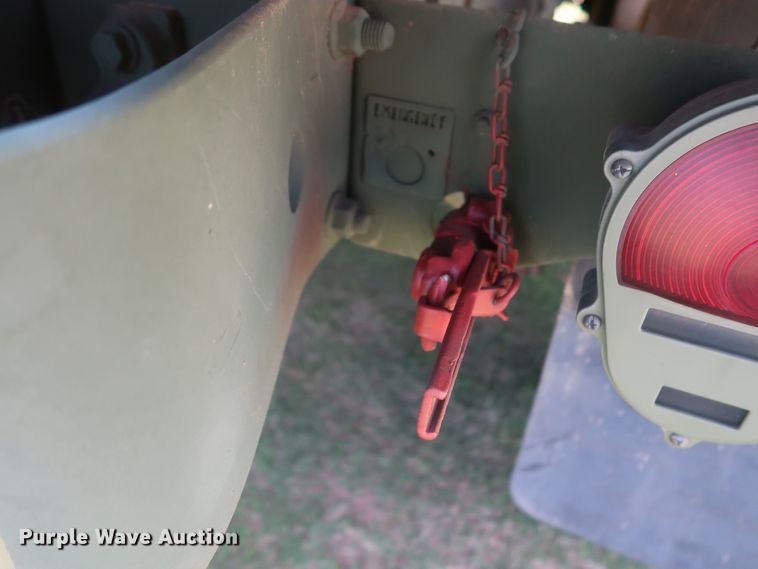 image for item GS9926 1996 Am General M109A4  flatbed truck