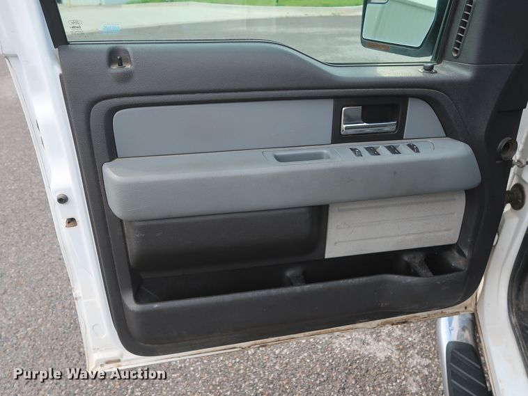 image for item GS9928 2013 Ford F150 XLT  SuperCrew pickup truck