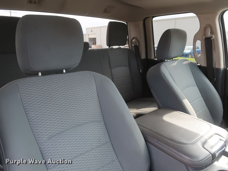 image for item GS9929 2013 Dodge Ram 1500  Quad Cab pickup truck