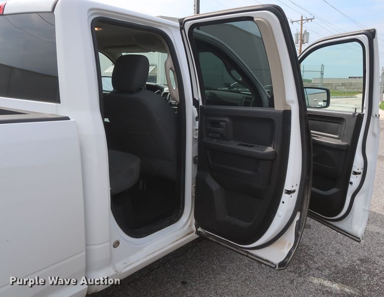 image for item GS9929 2013 Dodge Ram 1500  Quad Cab pickup truck