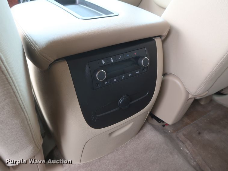 image for item GS9930 2012 Chevrolet Tahoe  SUV