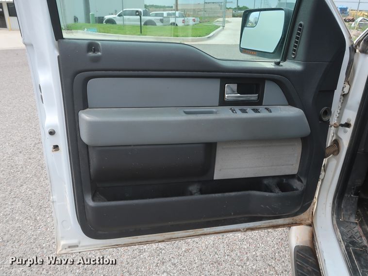 image for item GS9932 2013 Ford F150 XLT Texas Edition  SuperCrew pickup truck