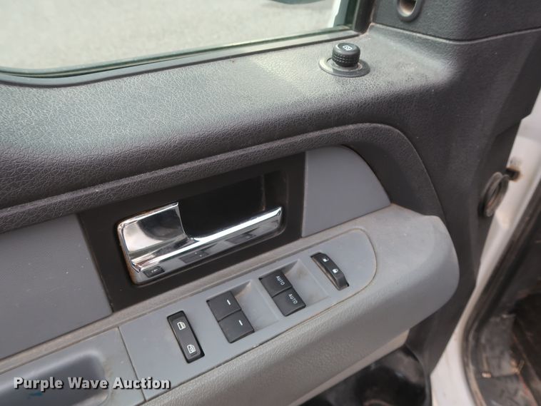 image for item GS9932 2013 Ford F150 XLT Texas Edition  SuperCrew pickup truck