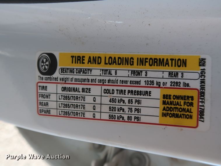 image for item GS9933 2015 Chevrolet Silverado 2500HD  Crew Cab pickup truck