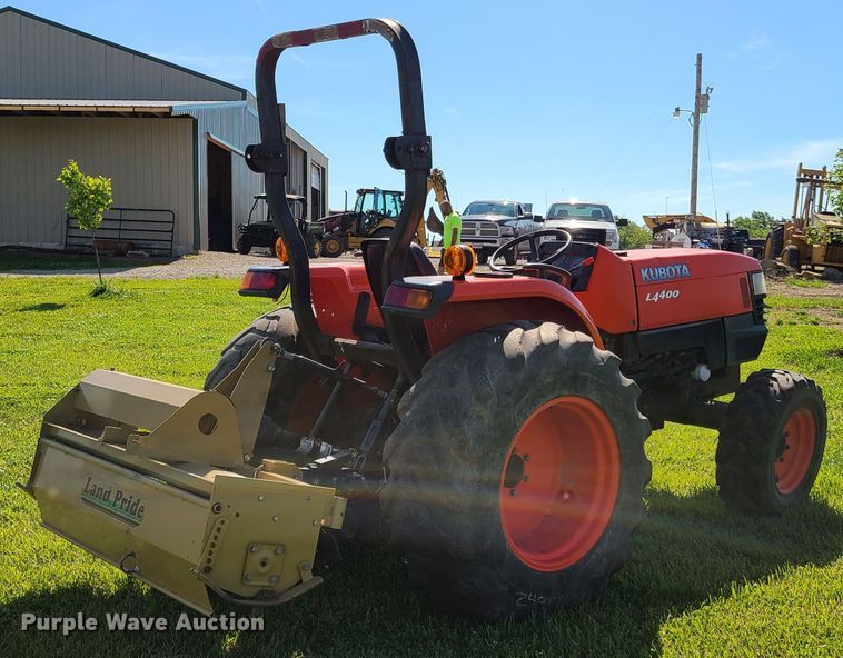 image for item GT9025 Kubota L4400  MFWD tractor