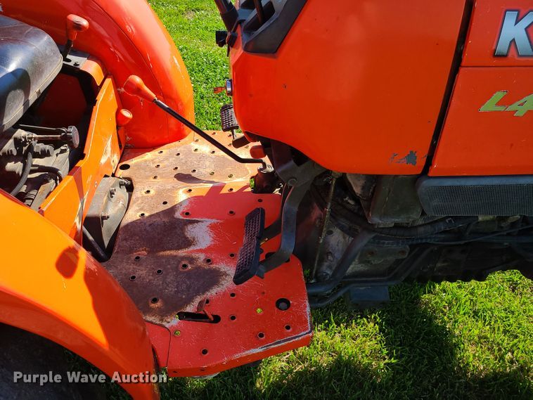 image for item GT9025 Kubota L4400  MFWD tractor