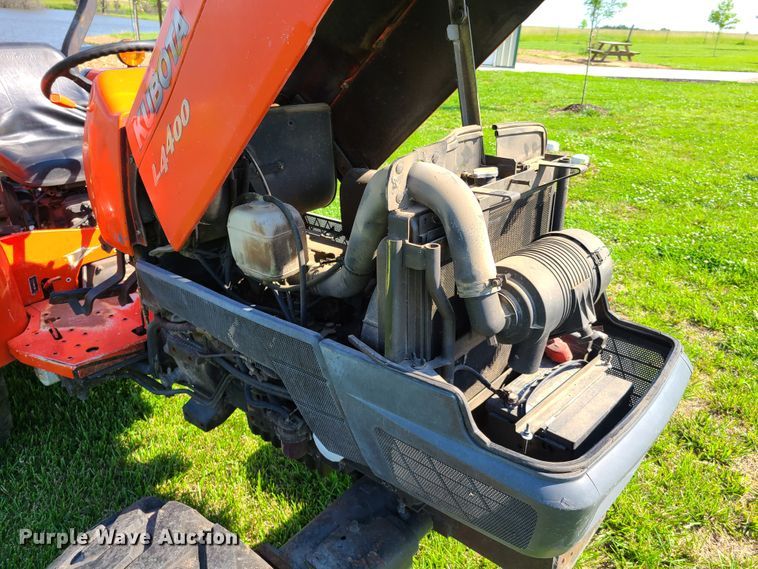 image for item GT9025 Kubota L4400  MFWD tractor