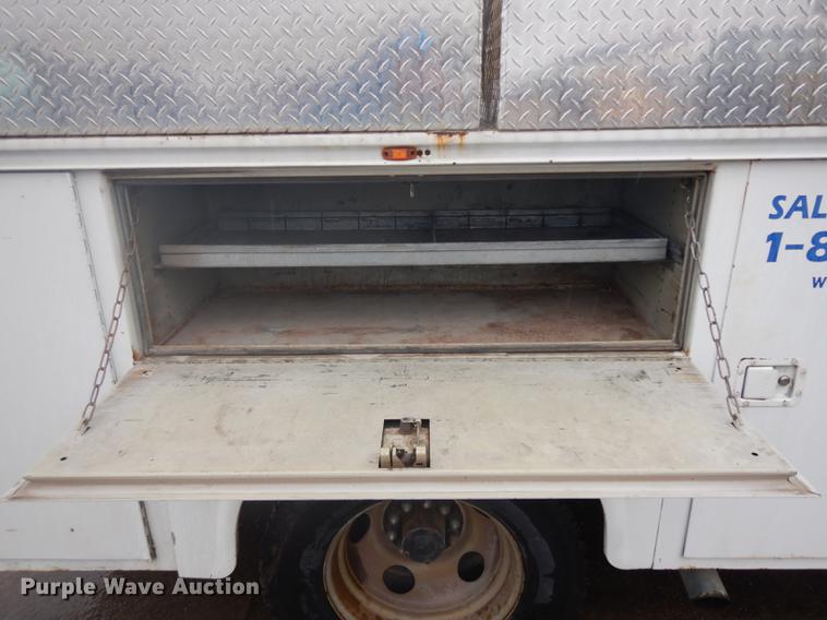 2002 Chevrolet Silverado 3500 utility bed pickup truck with crane in Grand Island, NE | Item 