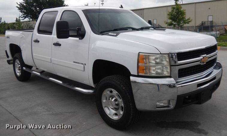 image for item GW9102 2008 Chevrolet Silverado 2500  Crew Cab pickup truck