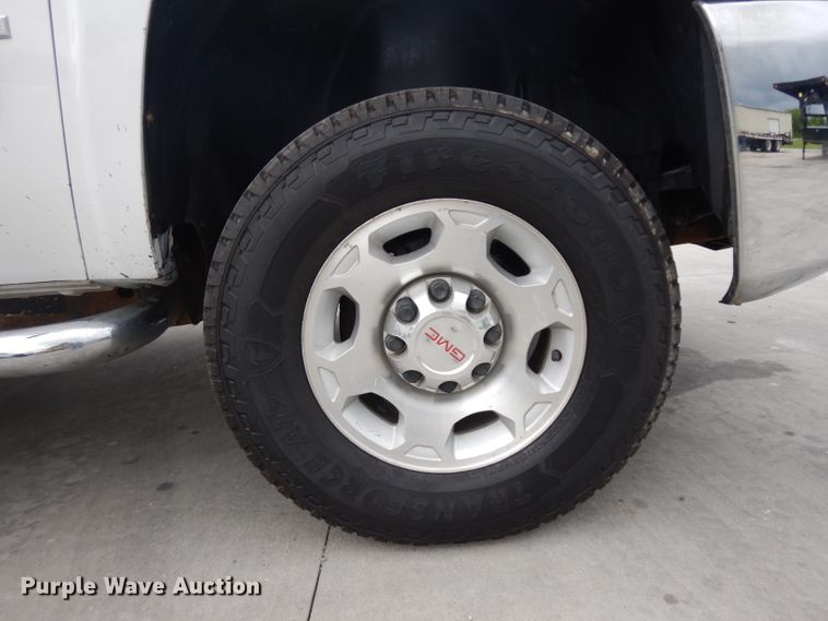 image for item GW9102 2008 Chevrolet Silverado 2500  Crew Cab pickup truck