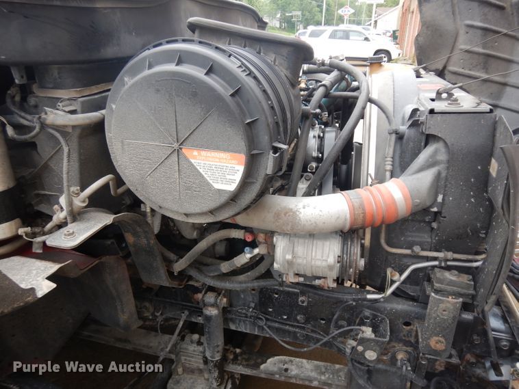 image for item GW9117 2006 International 4300  ambulance