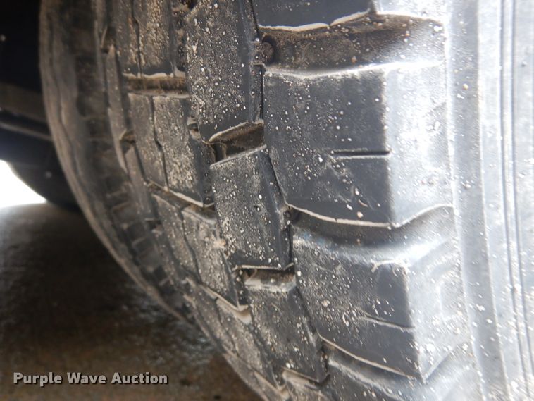 image for item GW9117 2006 International 4300  ambulance