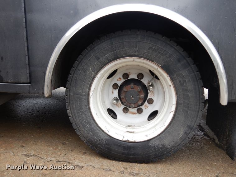 image for item GW9117 2006 International 4300  ambulance