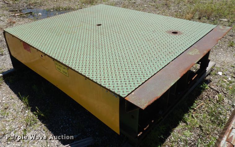 image for item GW9128 Dock leveler