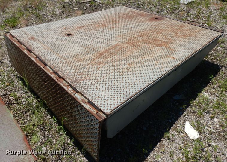 image for item GW9129 Rite Hite RH1086 dock leveler