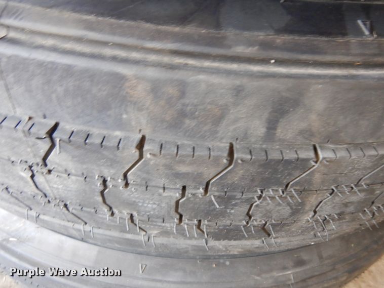 image for item GW9133 (4) 285/75R24.5 tires