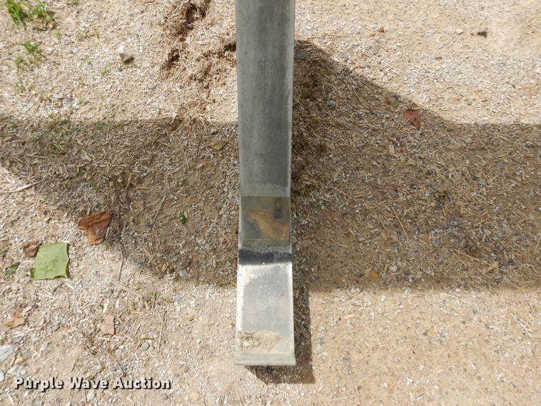 image for item GW9139 Merritt aluminum headache rack