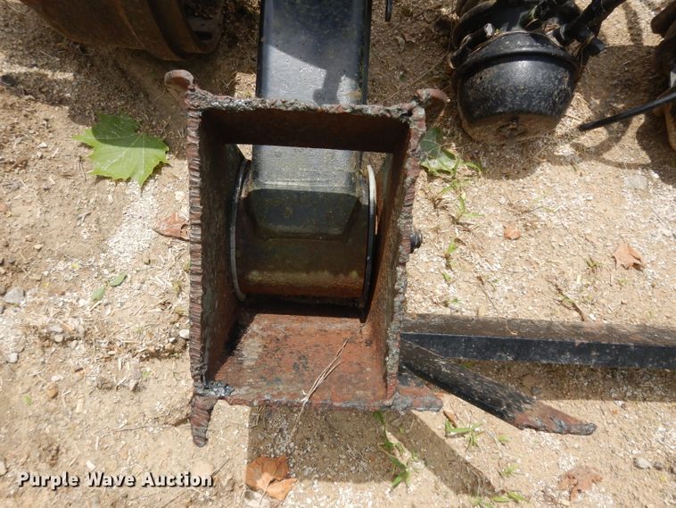 image for item GW9147 Truck axle