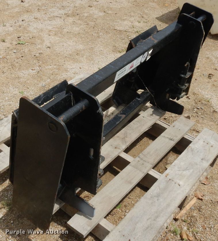 image for item GW9158 Tractor loader to skid steer attachment adapter