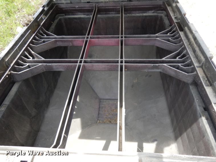 image for item GW9160 (7) plastic seed totes