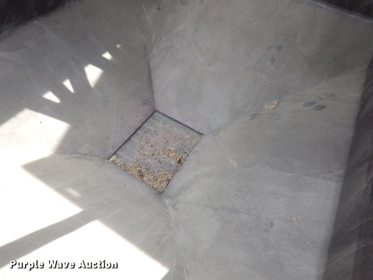 image for item GW9160 (7) plastic seed totes