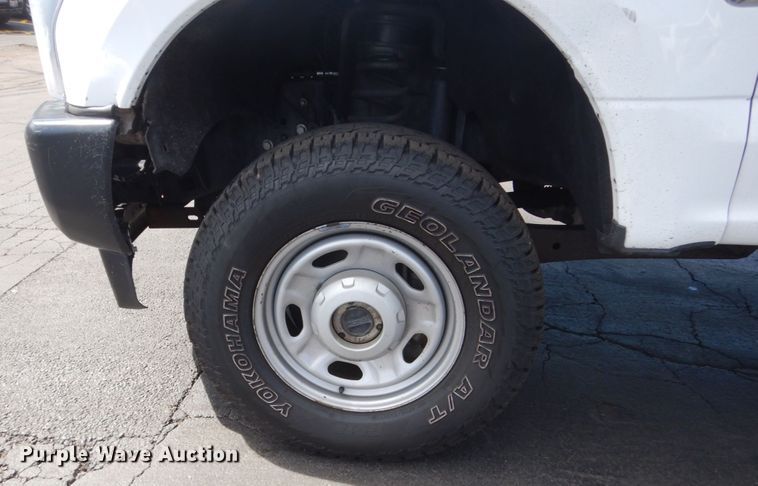 image for item GW9818 2017 Ford F350 Super Duty  pickup truck