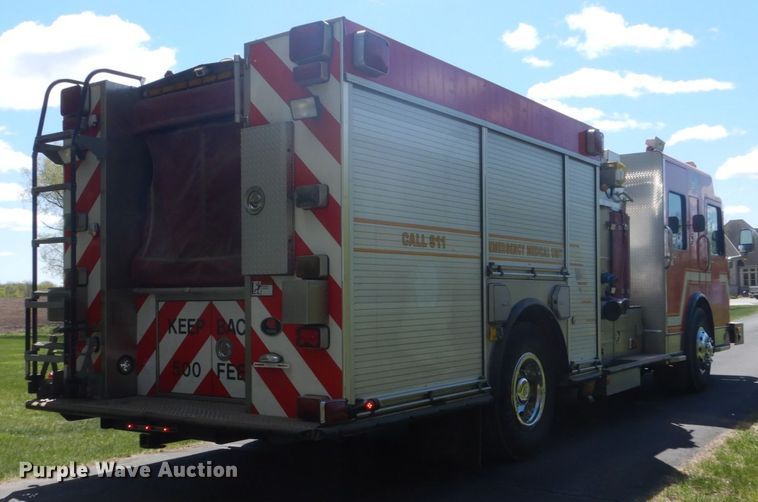 image for item GW9883 2004 Spartan General pumper fire truck