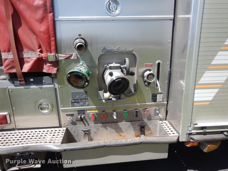 image for item GW9883 2004 Spartan General pumper fire truck