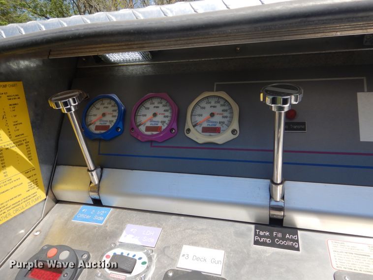 image for item GW9883 2004 Spartan General pumper fire truck