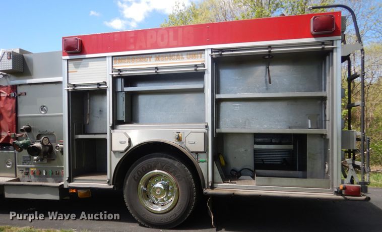 image for item GW9883 2004 Spartan General pumper fire truck