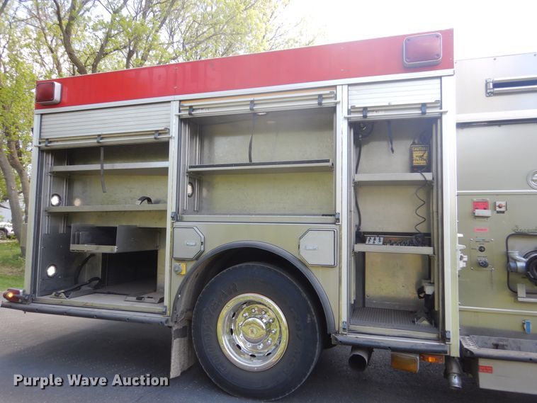 image for item GW9883 2004 Spartan General pumper fire truck