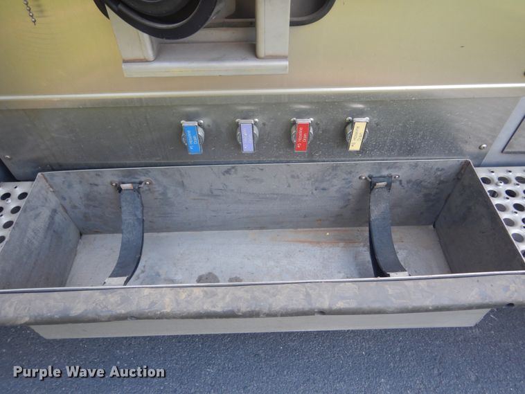 image for item GW9883 2004 Spartan General pumper fire truck