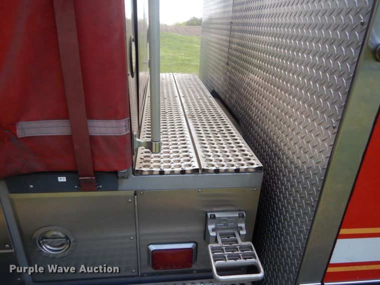 image for item GW9883 2004 Spartan General pumper fire truck