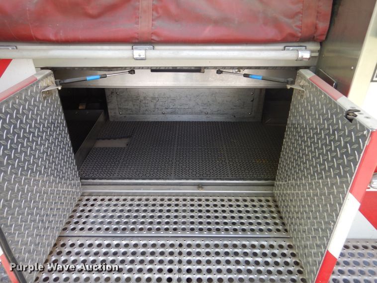 image for item GW9883 2004 Spartan General pumper fire truck