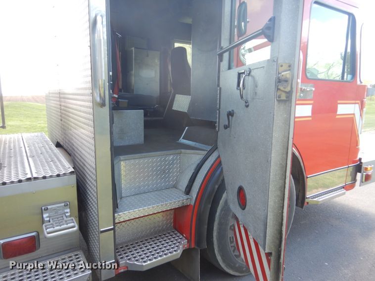 image for item GW9883 2004 Spartan General pumper fire truck