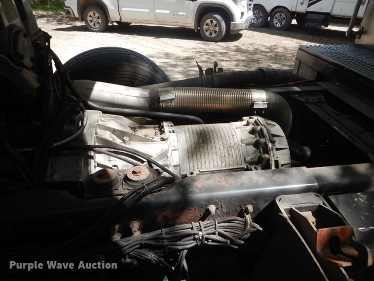 image for item GW9883 2004 Spartan General pumper fire truck