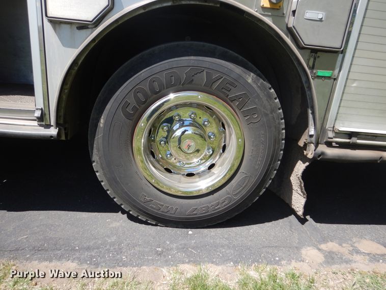 image for item GW9883 2004 Spartan General pumper fire truck